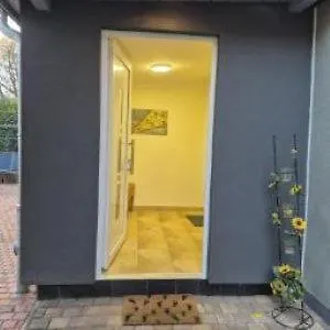 Apartment Huyblick 1 Fuer Bis Zu 3 Personen